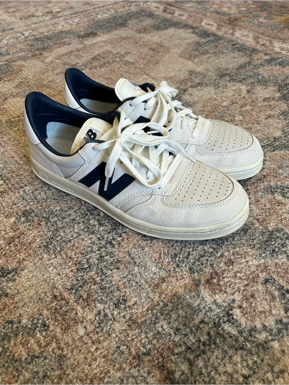 New Balance T500 sneakers